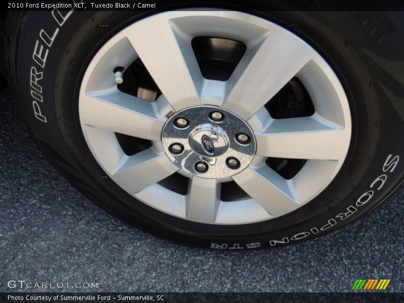 Tuxedo Black / Camel 2010 Ford Expedition XLT