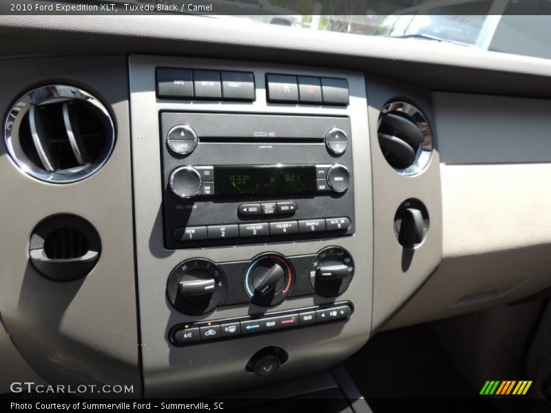 Tuxedo Black / Camel 2010 Ford Expedition XLT