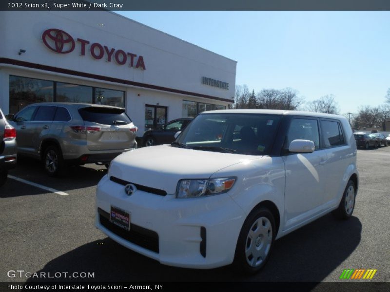 Super White / Dark Gray 2012 Scion xB