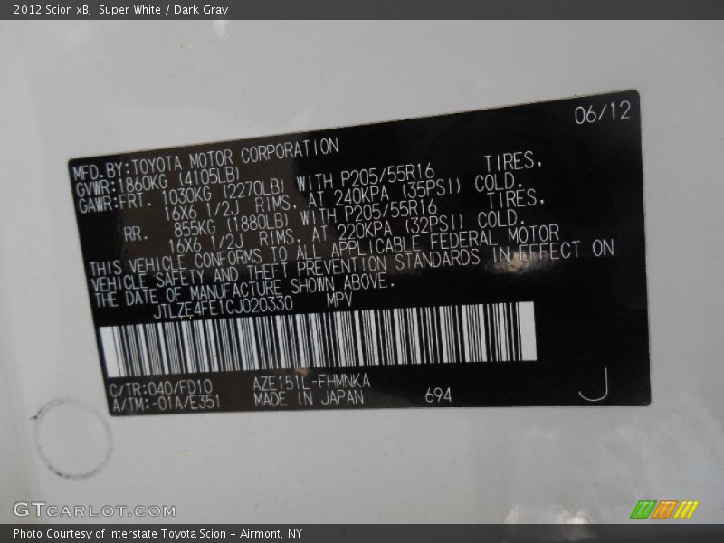 Super White / Dark Gray 2012 Scion xB