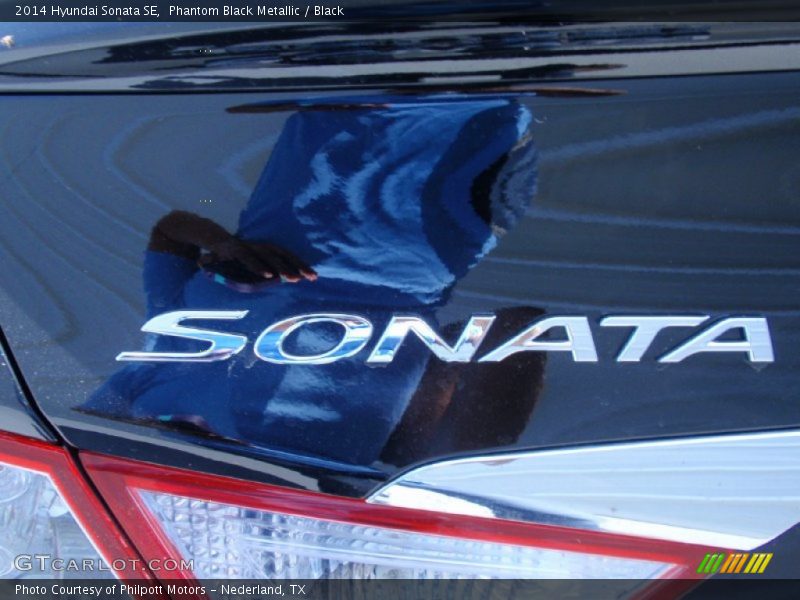 Phantom Black Metallic / Black 2014 Hyundai Sonata SE