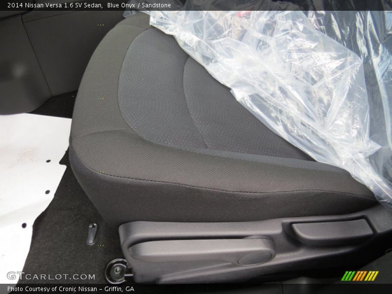 Blue Onyx / Sandstone 2014 Nissan Versa 1.6 SV Sedan