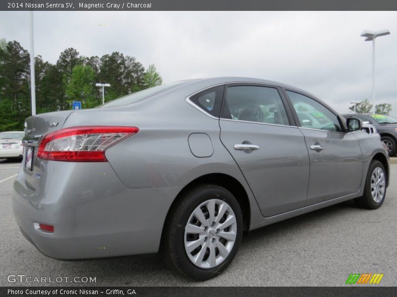 Magnetic Gray / Charcoal 2014 Nissan Sentra SV