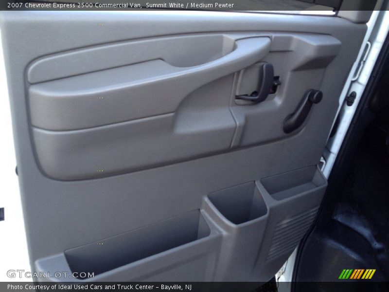 Summit White / Medium Pewter 2007 Chevrolet Express 2500 Commercial Van