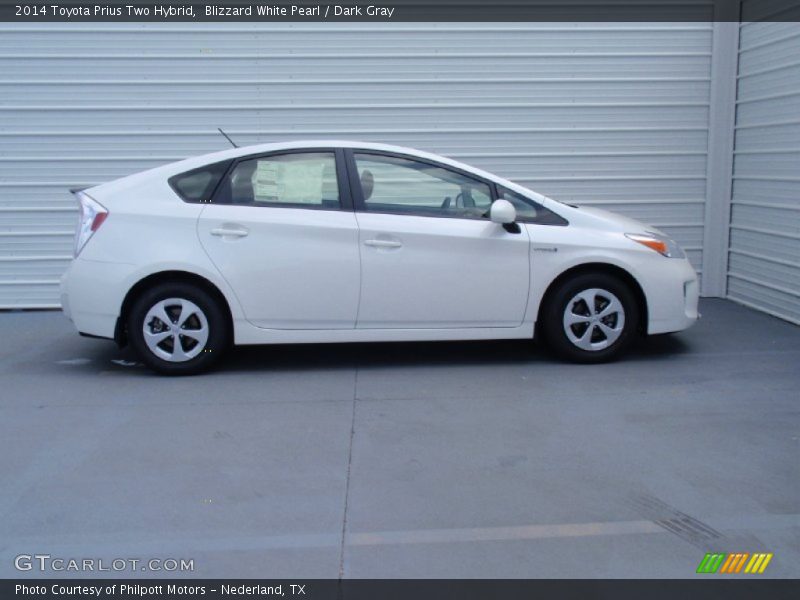 Blizzard White Pearl / Dark Gray 2014 Toyota Prius Two Hybrid