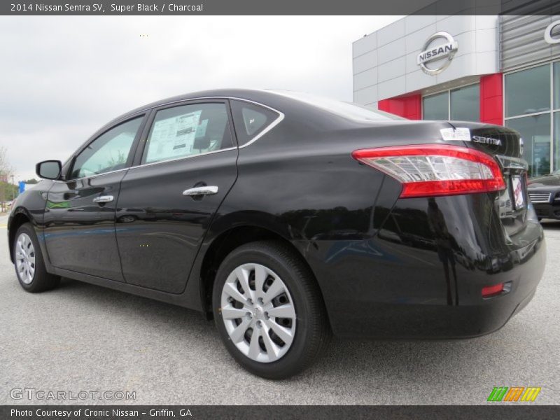 Super Black / Charcoal 2014 Nissan Sentra SV