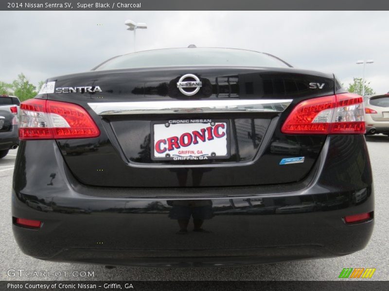 Super Black / Charcoal 2014 Nissan Sentra SV
