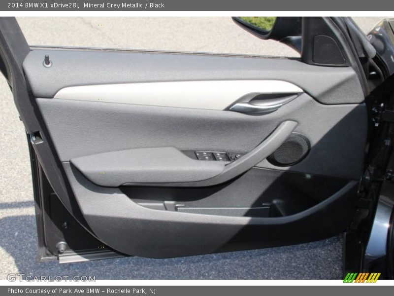 Mineral Grey Metallic / Black 2014 BMW X1 xDrive28i