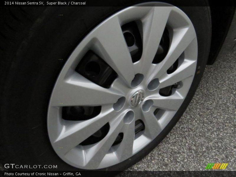 Super Black / Charcoal 2014 Nissan Sentra SV