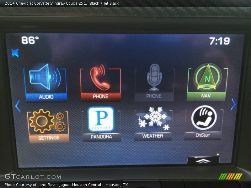 Controls of 2014 Corvette Stingray Coupe Z51