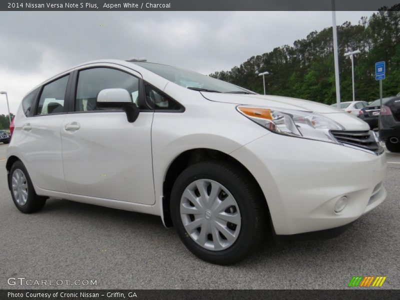 Aspen White / Charcoal 2014 Nissan Versa Note S Plus
