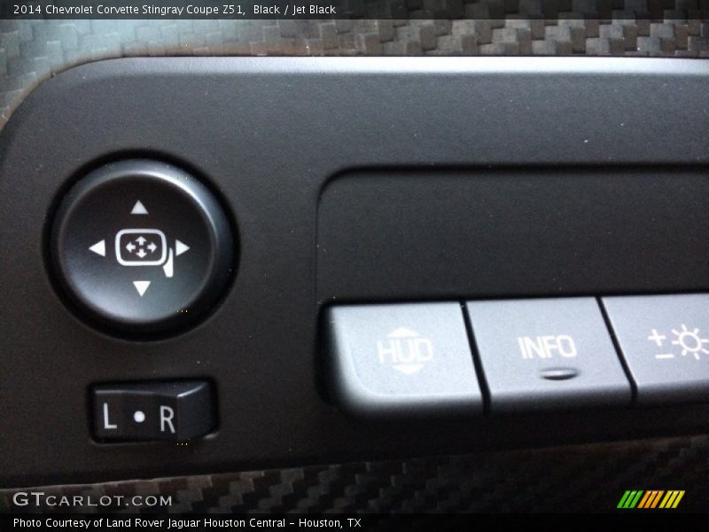 Controls of 2014 Corvette Stingray Coupe Z51