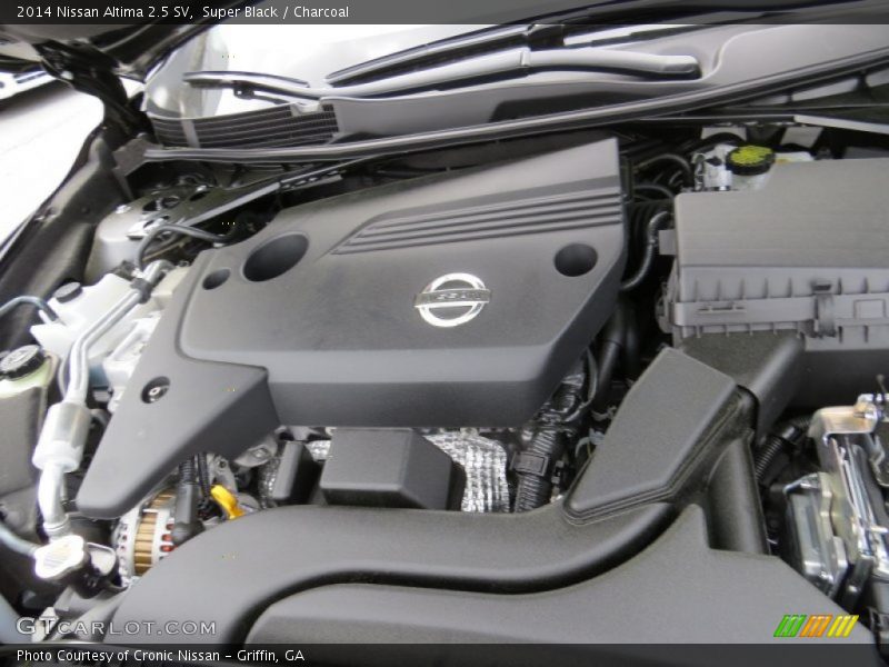 Super Black / Charcoal 2014 Nissan Altima 2.5 SV