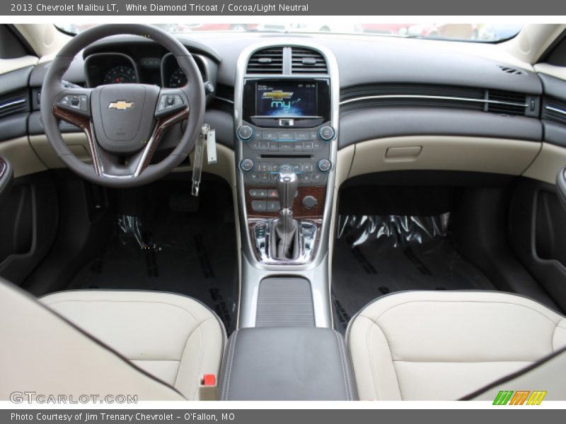 White Diamond Tricoat / Cocoa/Light Neutral 2013 Chevrolet Malibu LT