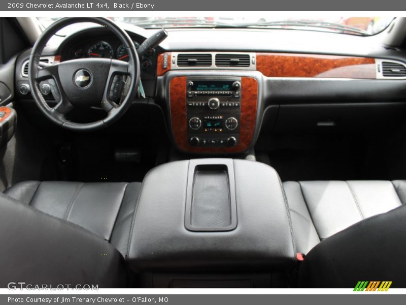 Black / Ebony 2009 Chevrolet Avalanche LT 4x4