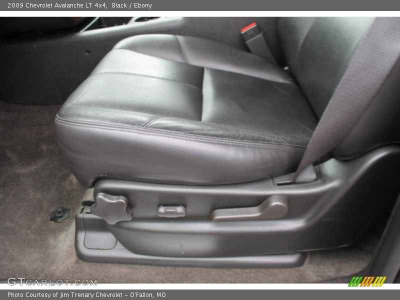 Black / Ebony 2009 Chevrolet Avalanche LT 4x4