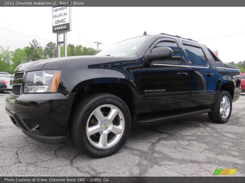 Black / Ebony 2011 Chevrolet Avalanche LS