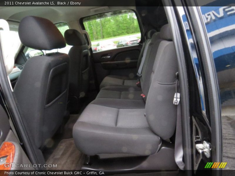 Black / Ebony 2011 Chevrolet Avalanche LS