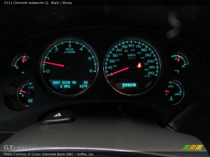 Black / Ebony 2011 Chevrolet Avalanche LS