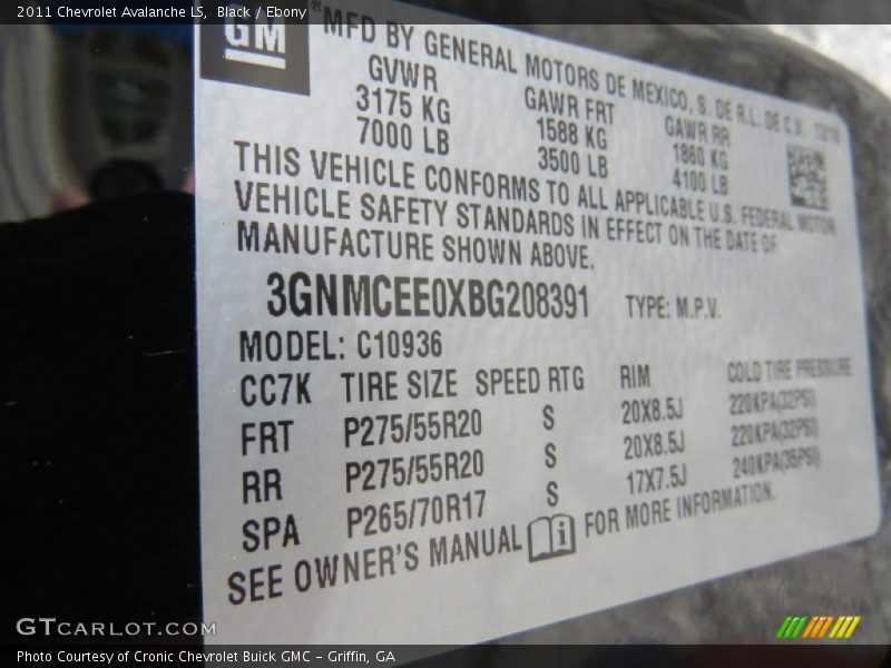 Black / Ebony 2011 Chevrolet Avalanche LS