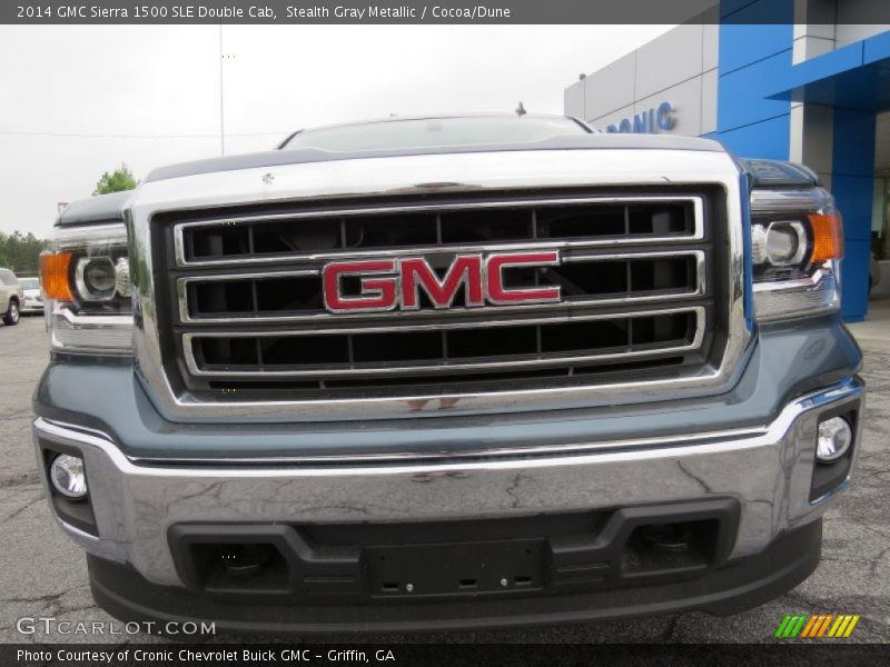 Stealth Gray Metallic / Cocoa/Dune 2014 GMC Sierra 1500 SLE Double Cab