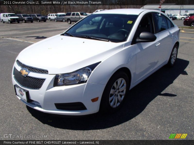 Summit White / Jet Black/Medium Titanium 2011 Chevrolet Cruze LS