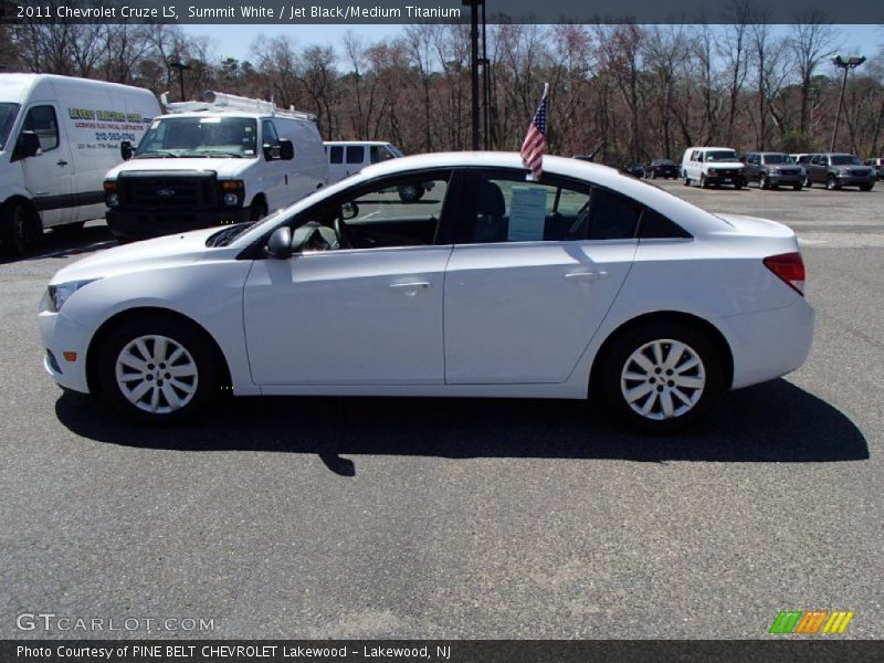 Summit White / Jet Black/Medium Titanium 2011 Chevrolet Cruze LS