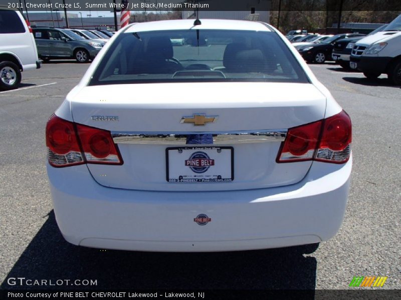 Summit White / Jet Black/Medium Titanium 2011 Chevrolet Cruze LS
