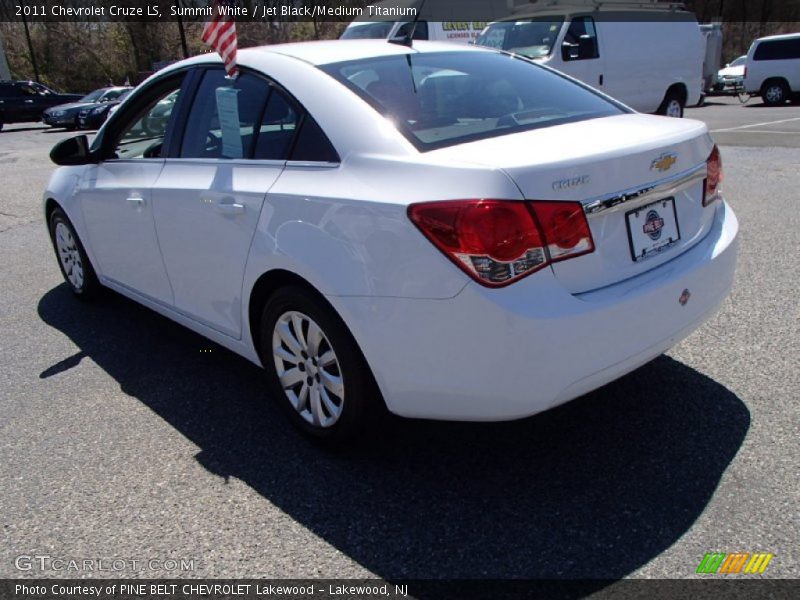Summit White / Jet Black/Medium Titanium 2011 Chevrolet Cruze LS