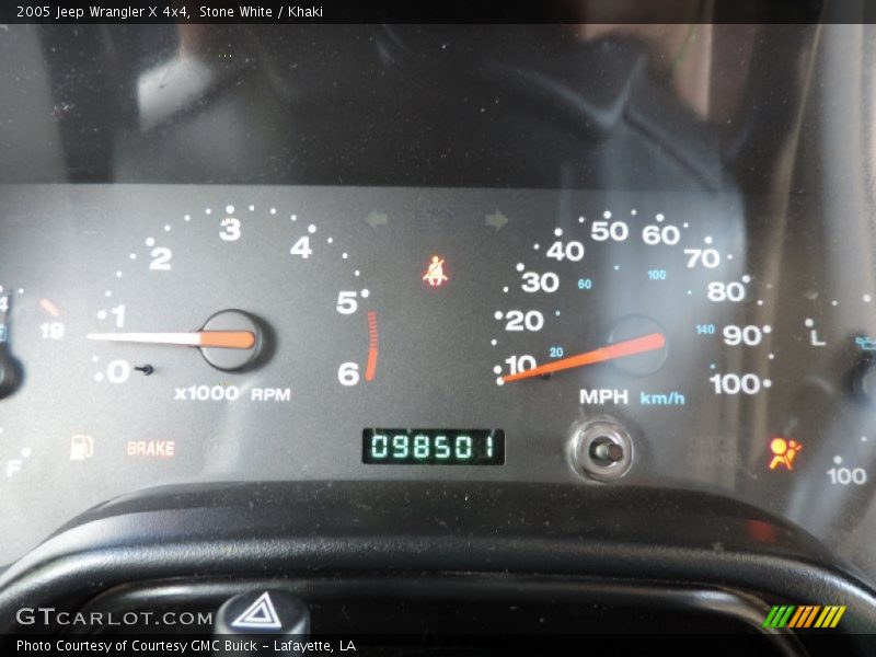 Stone White / Khaki 2005 Jeep Wrangler X 4x4