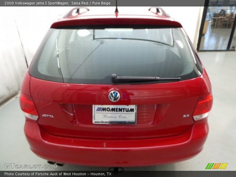 Salsa Red / Pure Beige 2009 Volkswagen Jetta S SportWagen