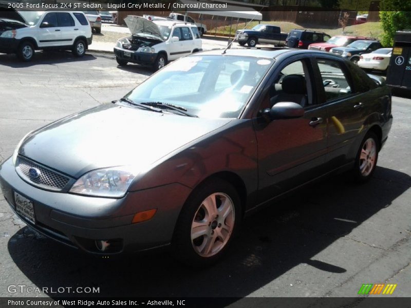 Liquid Grey Metallic / Charcoal/Charcoal 2005 Ford Focus ZX4 ST Sedan