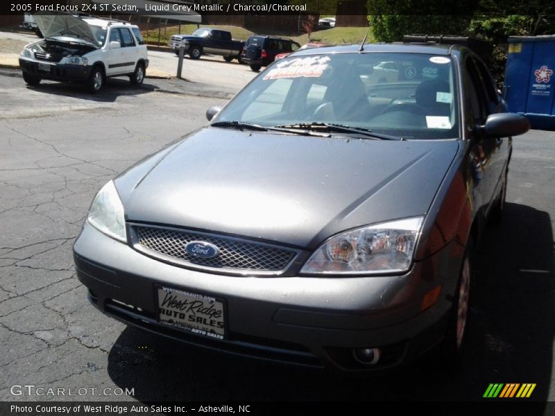 Liquid Grey Metallic / Charcoal/Charcoal 2005 Ford Focus ZX4 ST Sedan