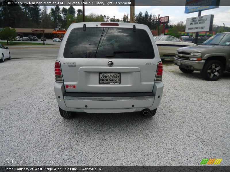 Silver Metallic / Black/Light Parchment 2007 Mercury Mariner Premier 4WD