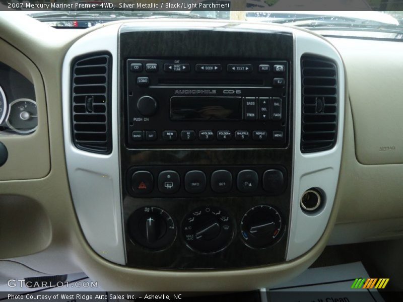 Silver Metallic / Black/Light Parchment 2007 Mercury Mariner Premier 4WD