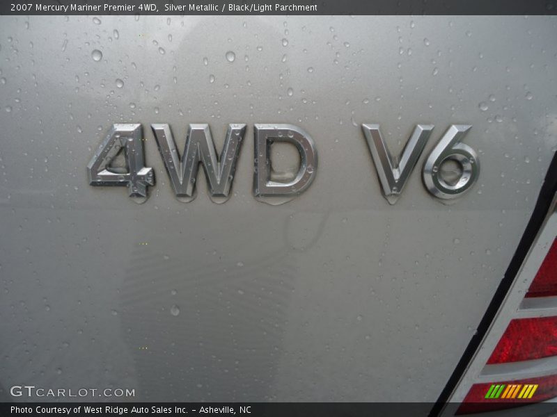 Silver Metallic / Black/Light Parchment 2007 Mercury Mariner Premier 4WD