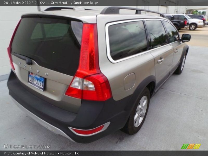 Oyster Grey Metallic / Sandstone Beige 2011 Volvo XC70 3.2