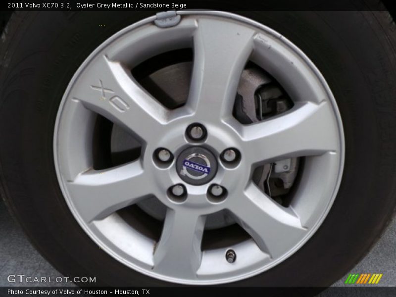 Oyster Grey Metallic / Sandstone Beige 2011 Volvo XC70 3.2