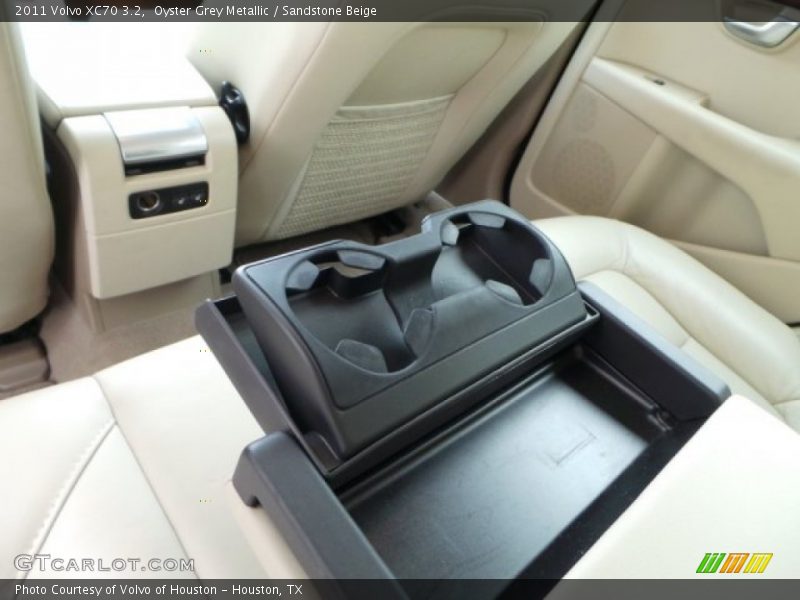 Oyster Grey Metallic / Sandstone Beige 2011 Volvo XC70 3.2