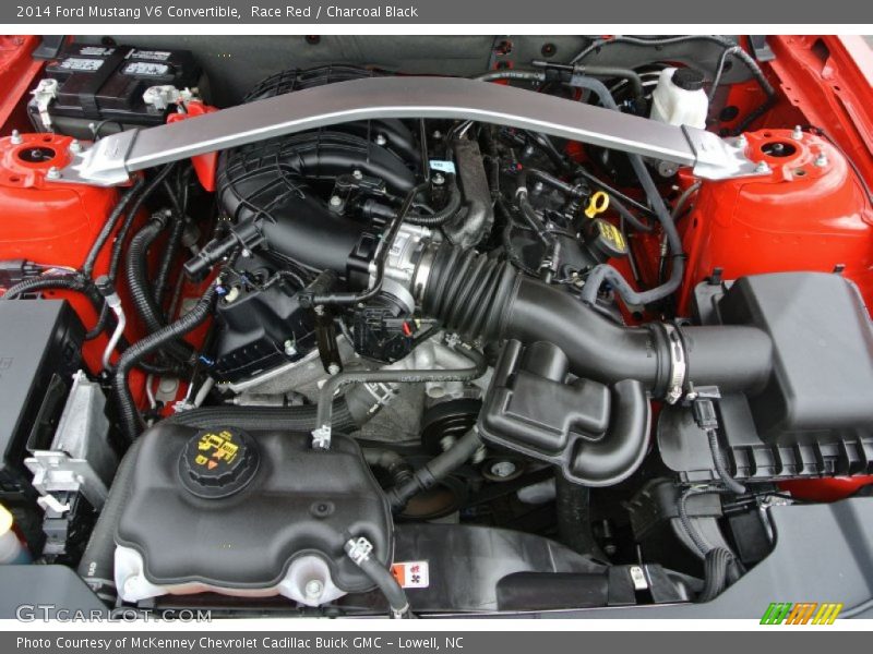Race Red / Charcoal Black 2014 Ford Mustang V6 Convertible