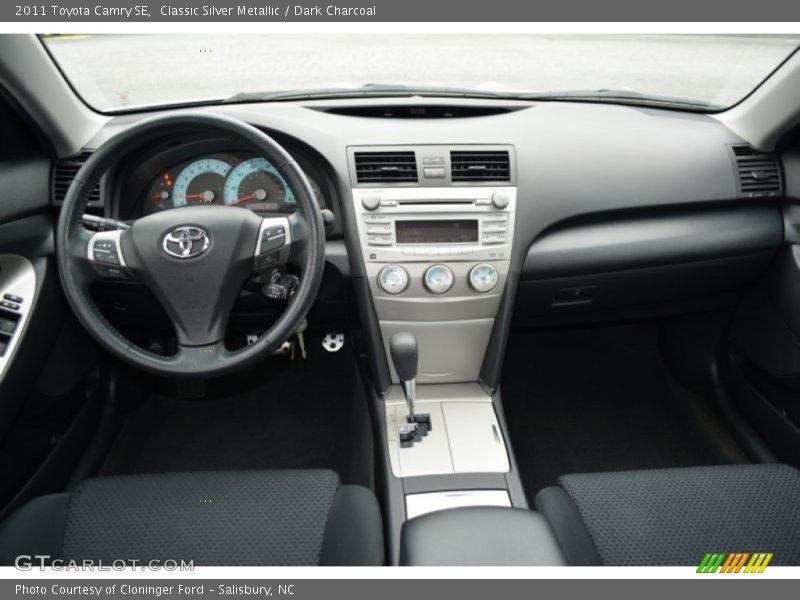 Classic Silver Metallic / Dark Charcoal 2011 Toyota Camry SE