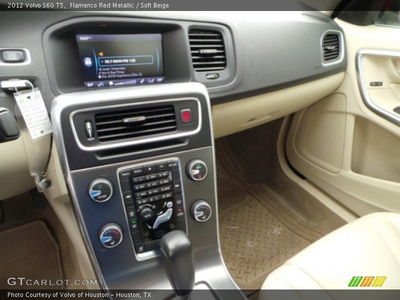 Flamenco Red Metallic / Soft Beige 2012 Volvo S60 T5