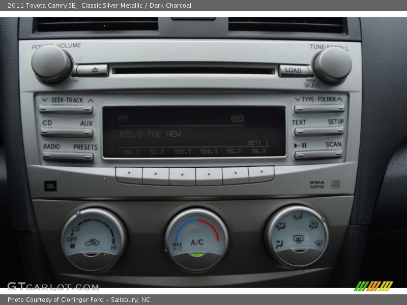 Classic Silver Metallic / Dark Charcoal 2011 Toyota Camry SE