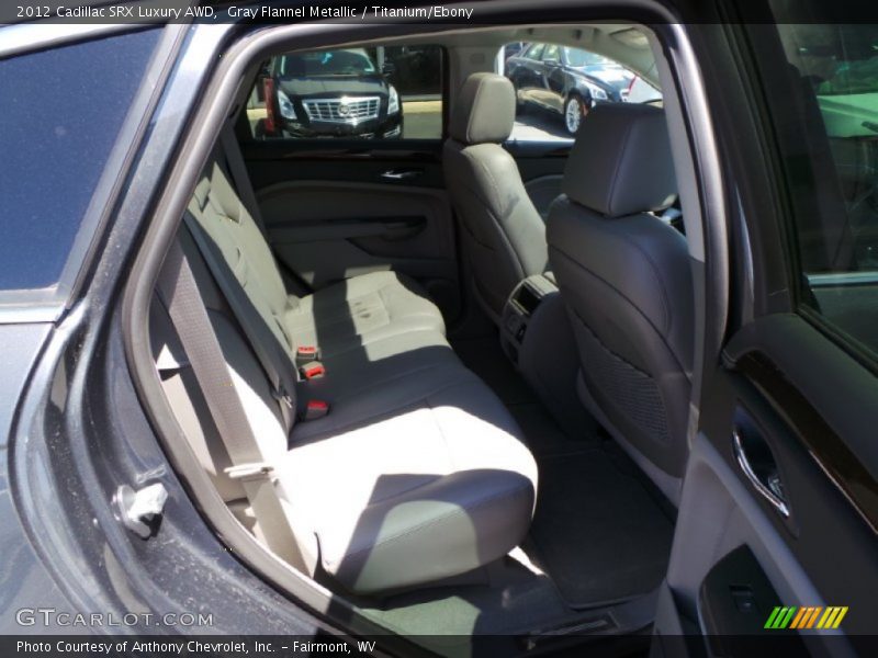 Gray Flannel Metallic / Titanium/Ebony 2012 Cadillac SRX Luxury AWD