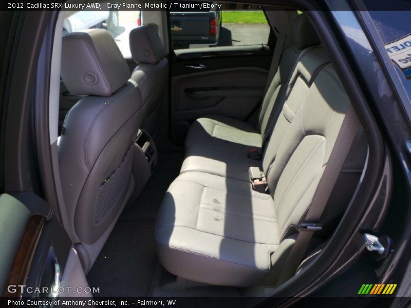 Gray Flannel Metallic / Titanium/Ebony 2012 Cadillac SRX Luxury AWD