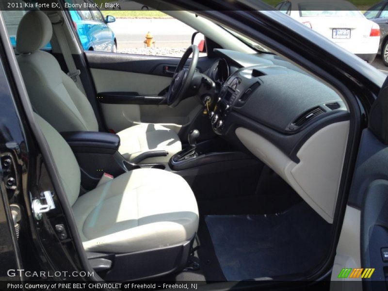 Ebony Black / Black 2011 Kia Forte EX