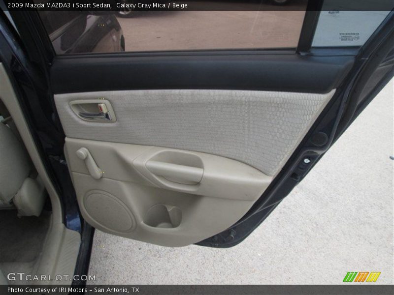 Galaxy Gray Mica / Beige 2009 Mazda MAZDA3 i Sport Sedan