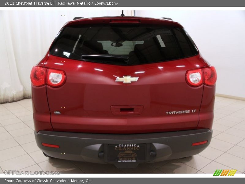 Red Jewel Metallic / Ebony/Ebony 2011 Chevrolet Traverse LT