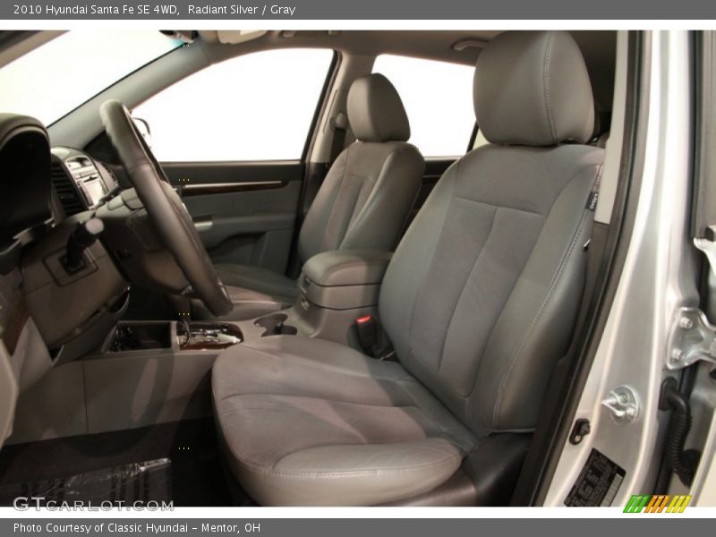 Radiant Silver / Gray 2010 Hyundai Santa Fe SE 4WD