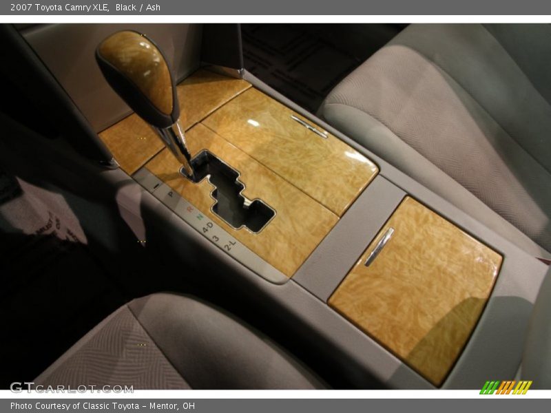 Black / Ash 2007 Toyota Camry XLE
